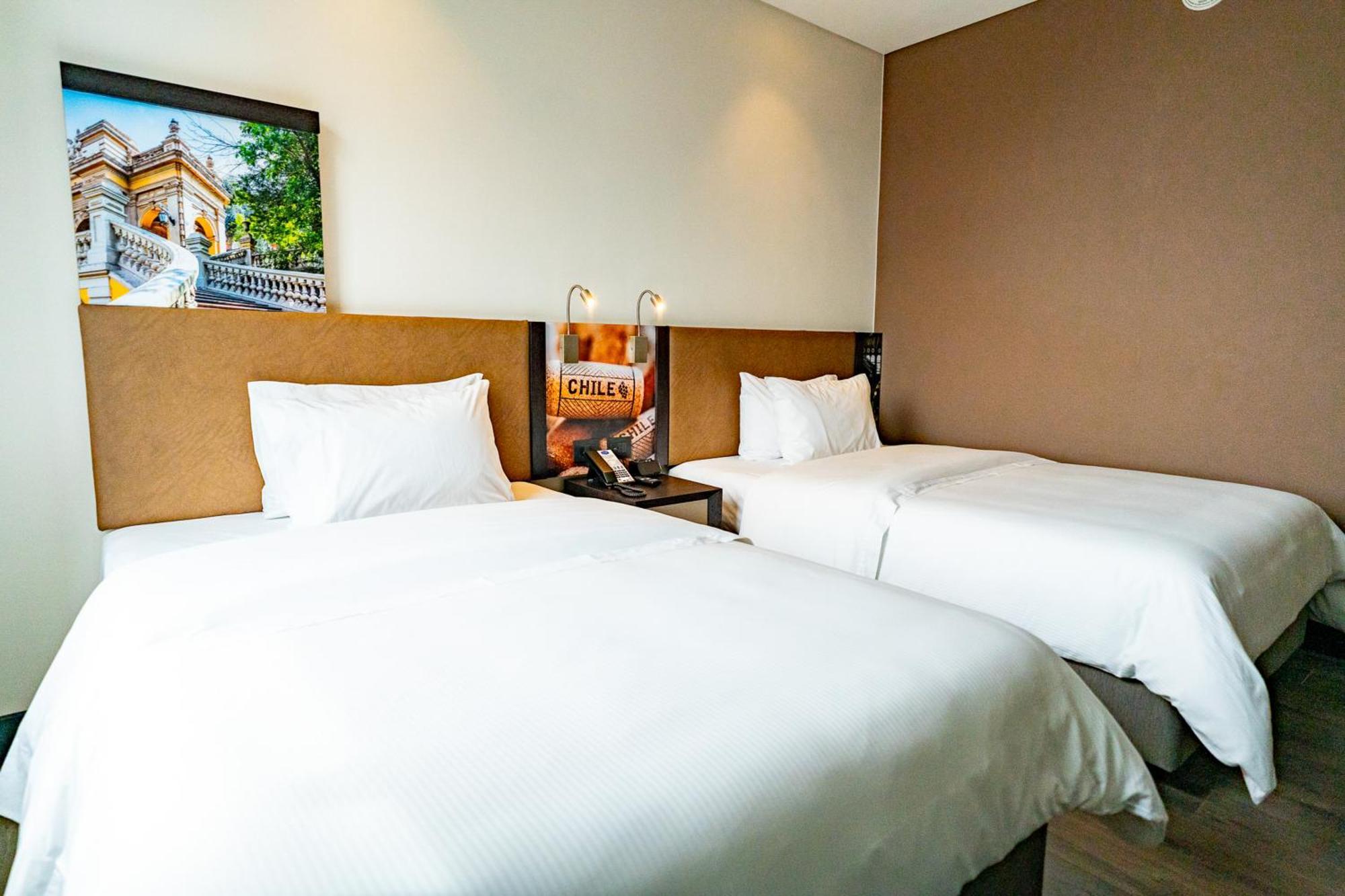 Hampton By Hilton Santiago Las Condes Exterior foto