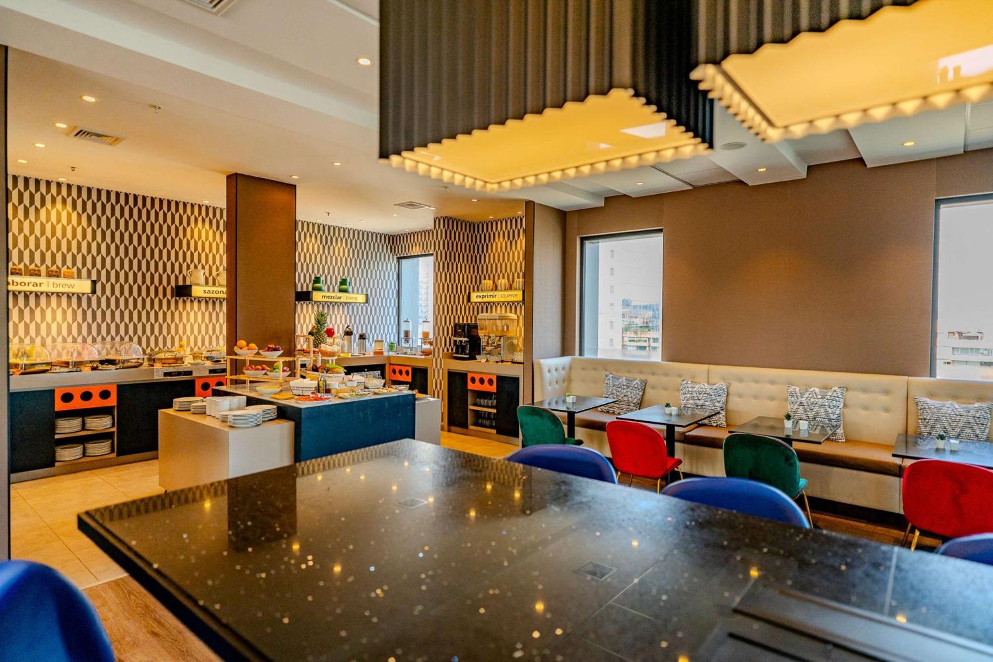 Hampton By Hilton Santiago Las Condes Exterior foto